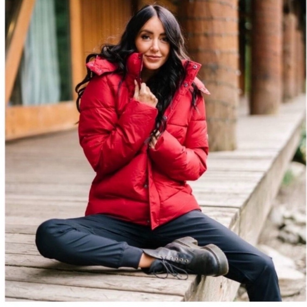 Zyia Women's Red Sierra Puffer Jacket